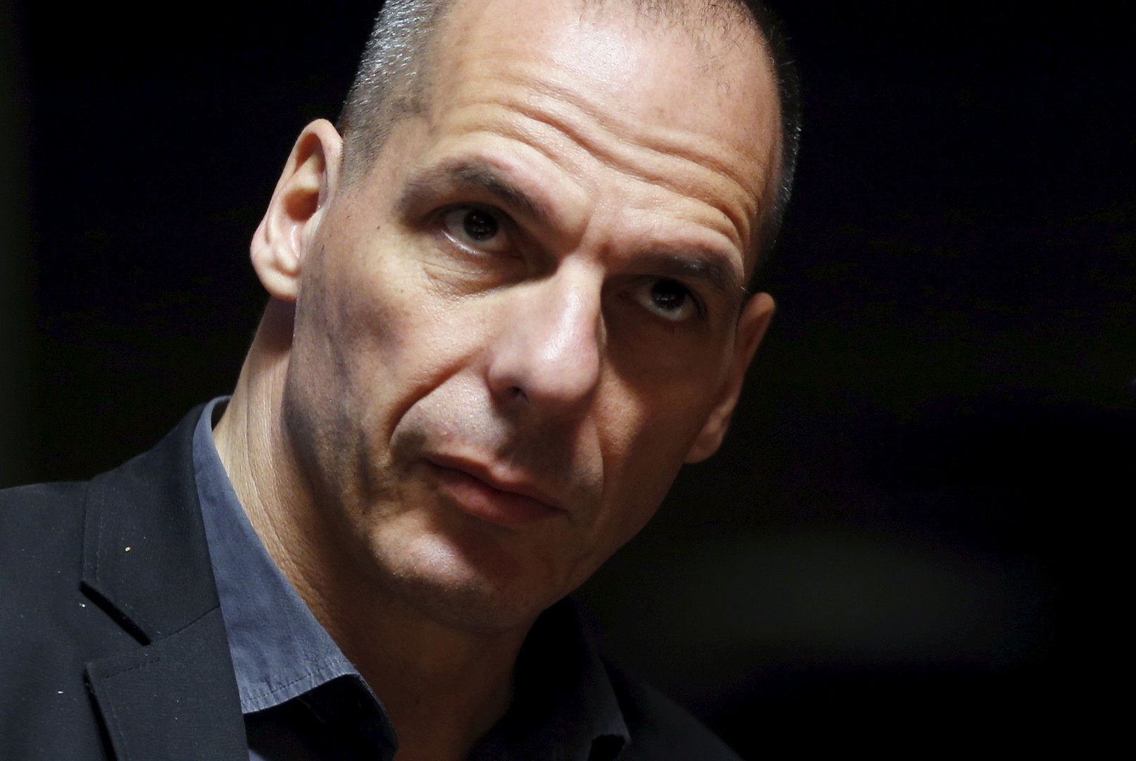 «Il ne négocie pas, il déchire !» Varoufakis, l’(ex-)ministre des Finances le plus cool