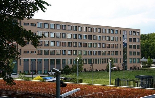 Le gouvernement allemand accuse des journalistes de trahison pour un article sur l'espionnage