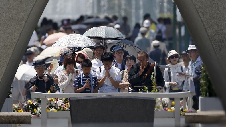 Le monde se réveille pour commémorer les 70 ans de l'attaque d'Hiroshima dans le recueillement