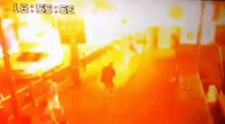 Les images du moment de l’explosion meurtrière à Bangkok (VIDEOS PERTURBANTES)