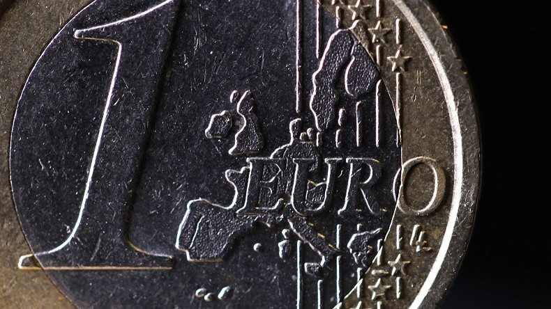 L'extrême-droite et l'extrême-gauche sont-elles solubles dans le même euroscepticisme?
