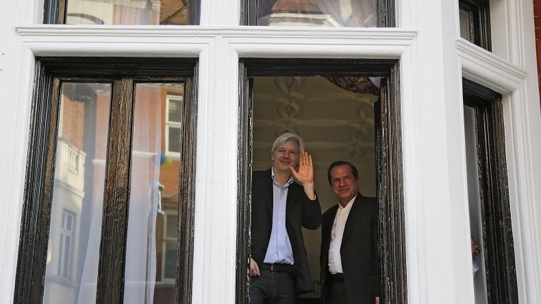 Des représentants de la Suède et de l'Équateur vont se pencher sur le cas Assange