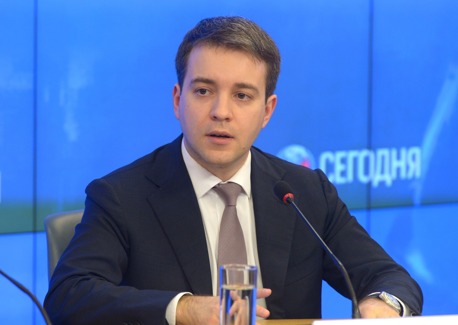Pour le ministre russe des Communications, Internet est contrôlé par le gouvernement américain