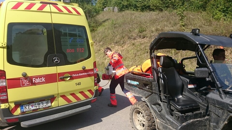 Deux avions sont entrés en collision au-dessus de la Slovaquie, au moins sept victimes
