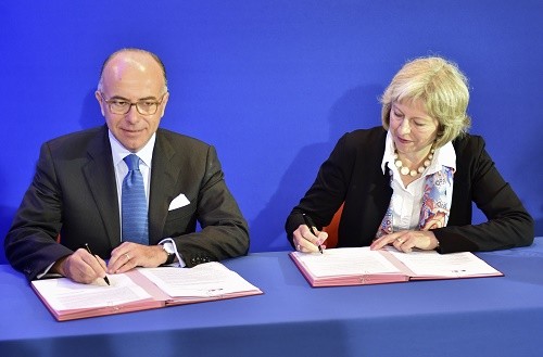 Crise des migrants : Londres et Paris affichent leur fermeté à l'égard des migrants économiques
