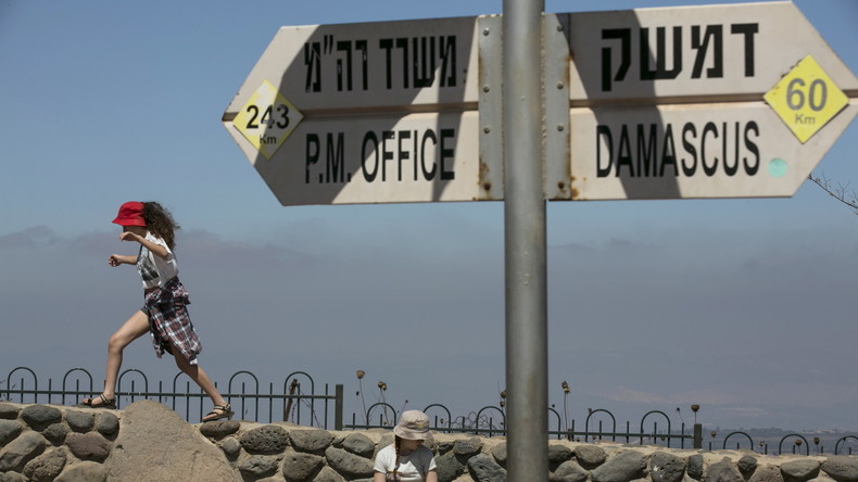 Israël refuse les migrants et construit un mur à son frontière avec la Jordanie