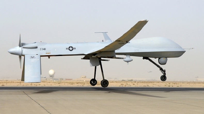 Cameron a autorisé un drone à tuer des britanniques combattant en Syrie, l'opposition s'inquiète
