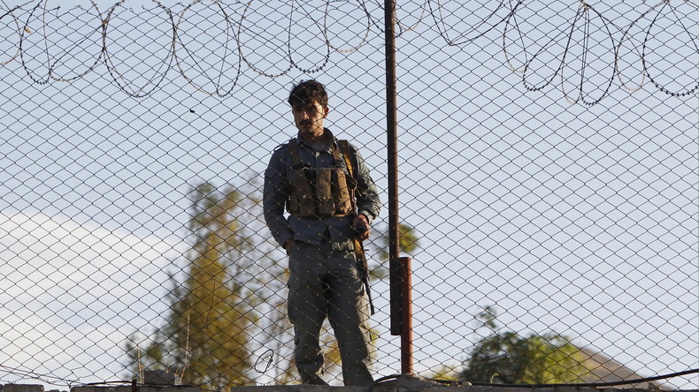 Afghanistan : un commando taliban libère des centaines de détenus
