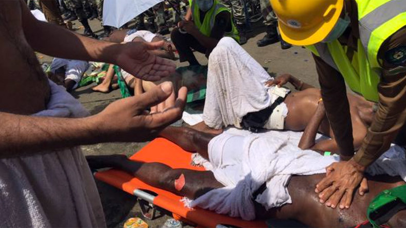 Plus de 717 morts et 860 blessés dans un accident pendant le hajj près de La Mecque (IMAGES CHOC)