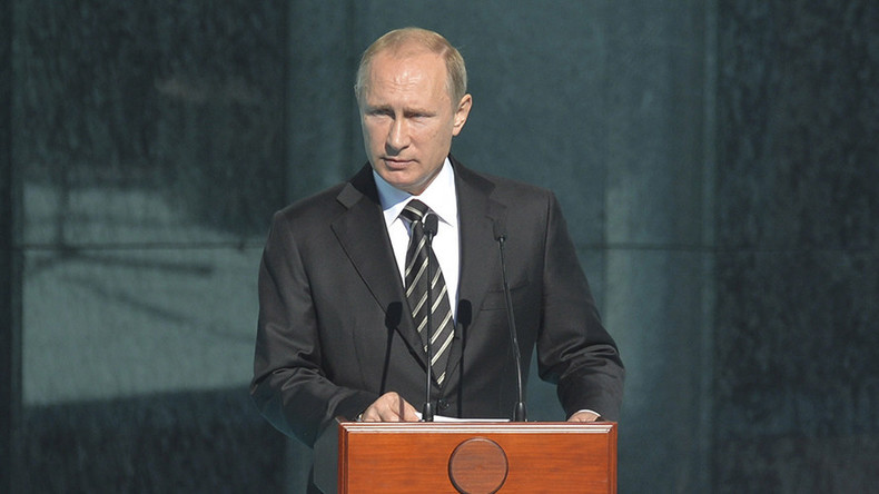 Vladimir Poutine : Le seul moyen de sortir du conflit syrien est de soutenir le président Assad