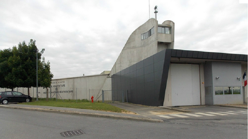 En permission, un détenu radicalisé n'est pas retourné en prison