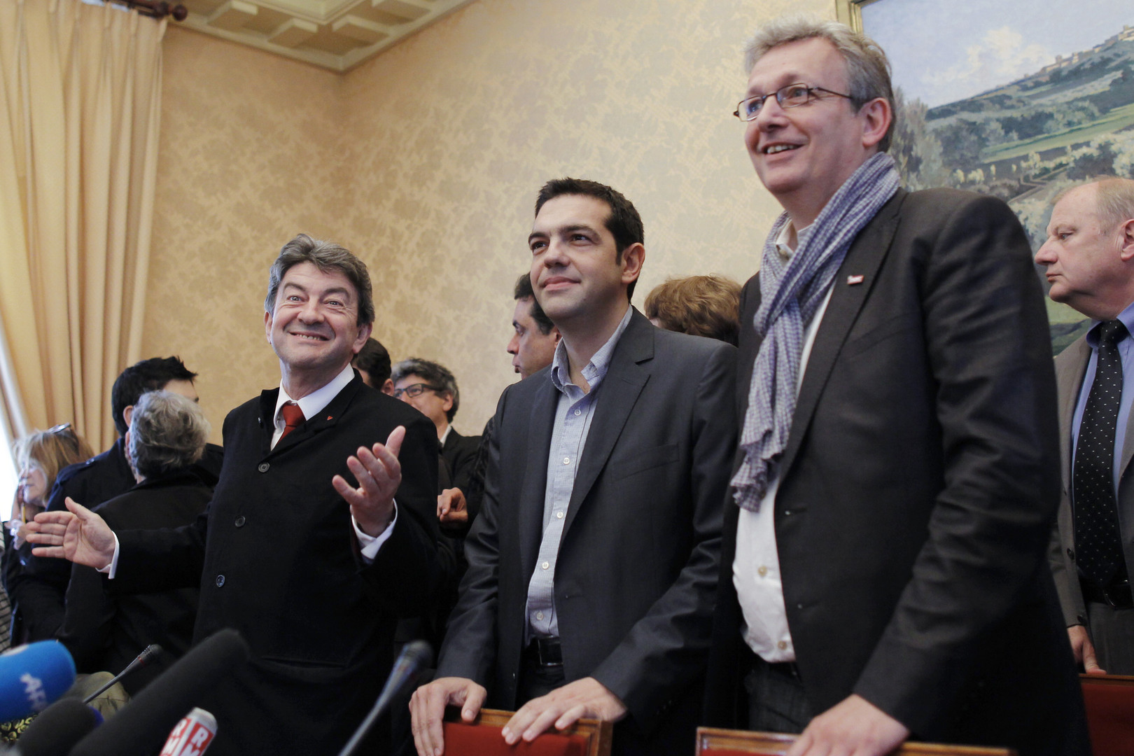 PS, Républicains, FN, Front de Gauche, la vie politique française en pleine recomposition