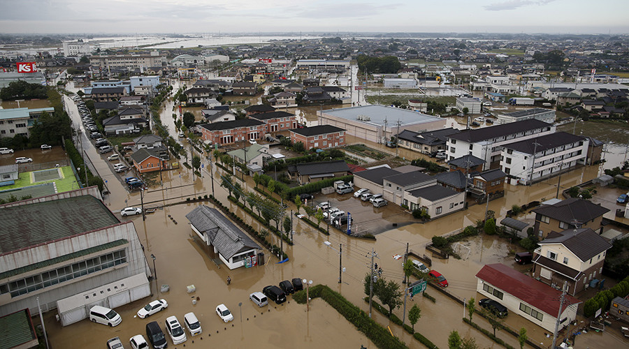Sous les eaux, le Japon connaît ses inondations les plus graves en 50 ans (PHOTO, VIDEO)