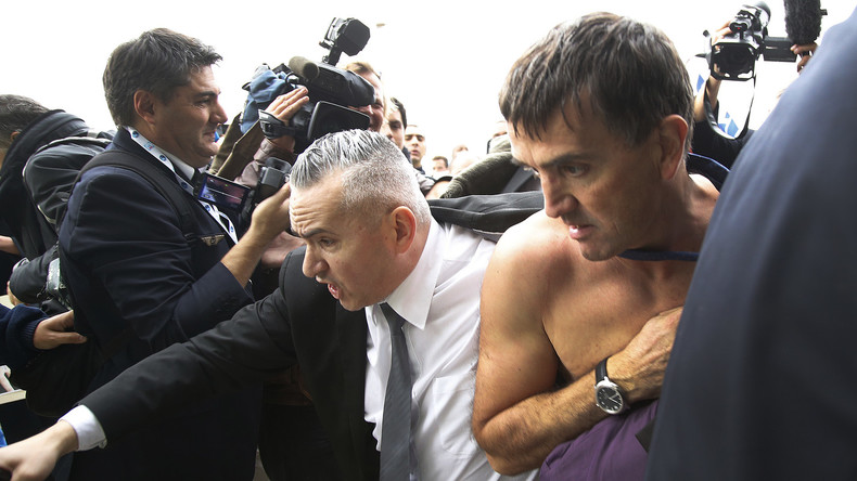 Air France : les politiques évoquent des «comportements de voyous», «honteux et inadmissibles»