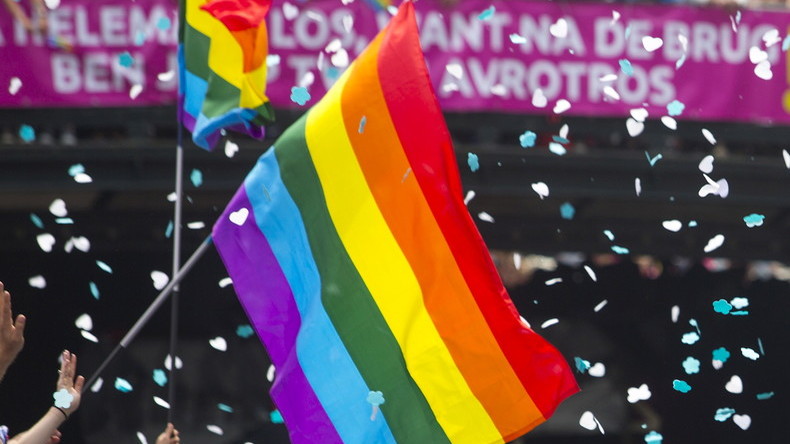 Des scientifiques affirment avoir découvert un gène qui prédirait l’homosexualité
