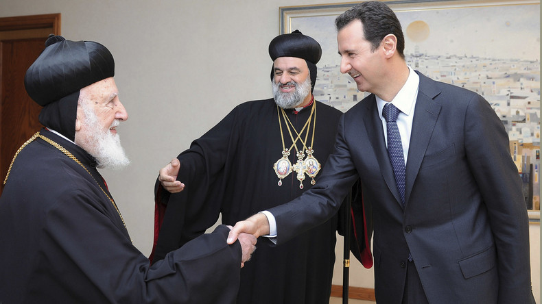 Le leader chrétien de Syrie appelle l’Occident à arrêter d’armer les terroristes qui tuent les gens