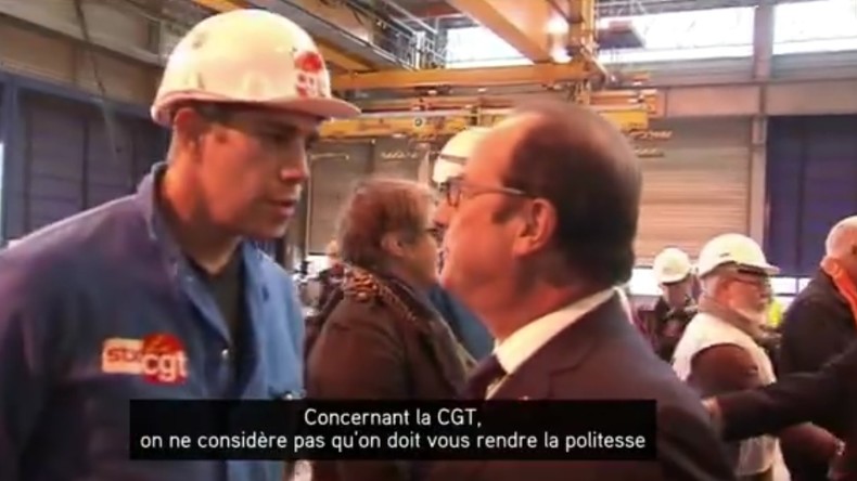 Un syndicaliste CGT refuse de serrer la main de François Hollande en solidarité avec Air France