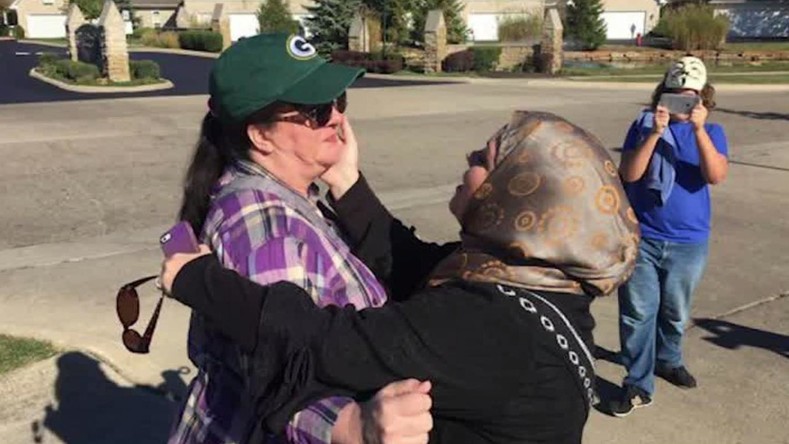 Une manifestation anti-islamiste dans l’Ohio se transforme en hymne à la tolérance (VIDEO)