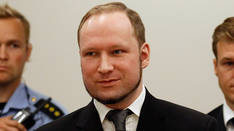 Le tueur fou Anders Breivik poursuit la Norvège pour l’avoir mis dans une cellule individuelle