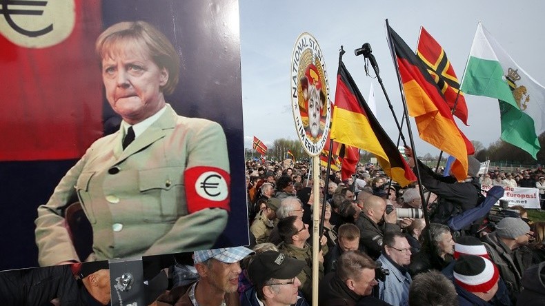 Pegida fête sa première année d’une existence chaotique et émaillée de polémiques