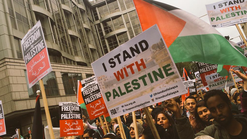 Des manifestations de soutien à la Palestine et à Israël de Toronto au vieux continent, via Téhéran