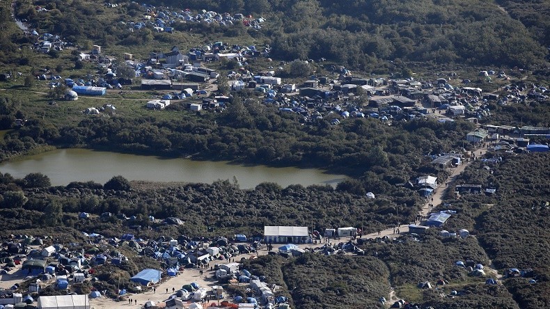 Migrants : la maire de Calais en appelle à «l'armée pour surveiller» la New Jungle