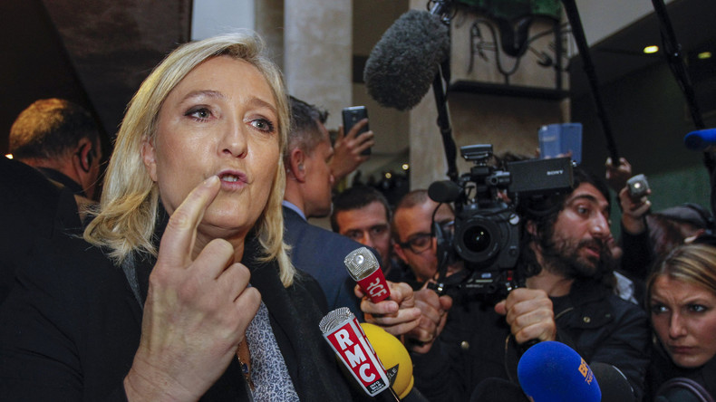 Marine Le Pen pose un lapin à Des Paroles et des Actes qui annule l’émission