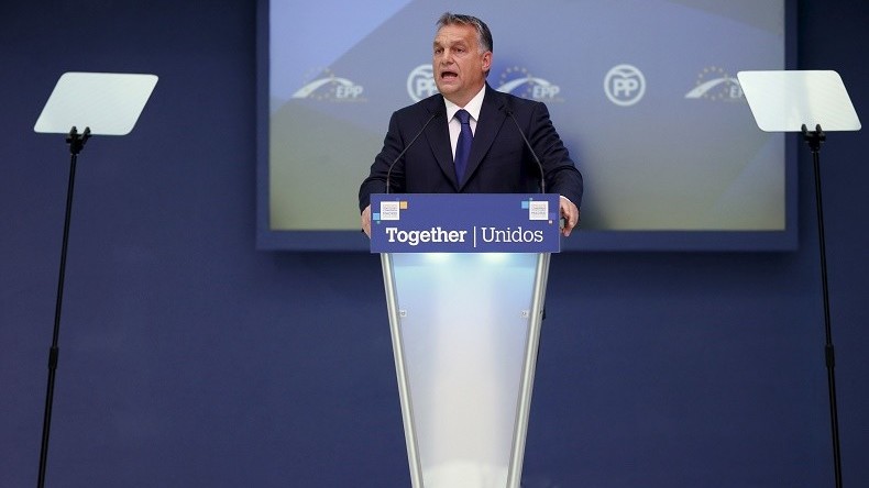 Selon Viktor Orban, les réfugiés «sont à 70% des hommes qui semblent former une armée»