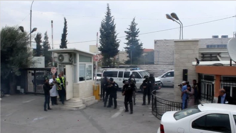 Les forces israéliennes investissent un hôpital pour s’emparer des données des suspects