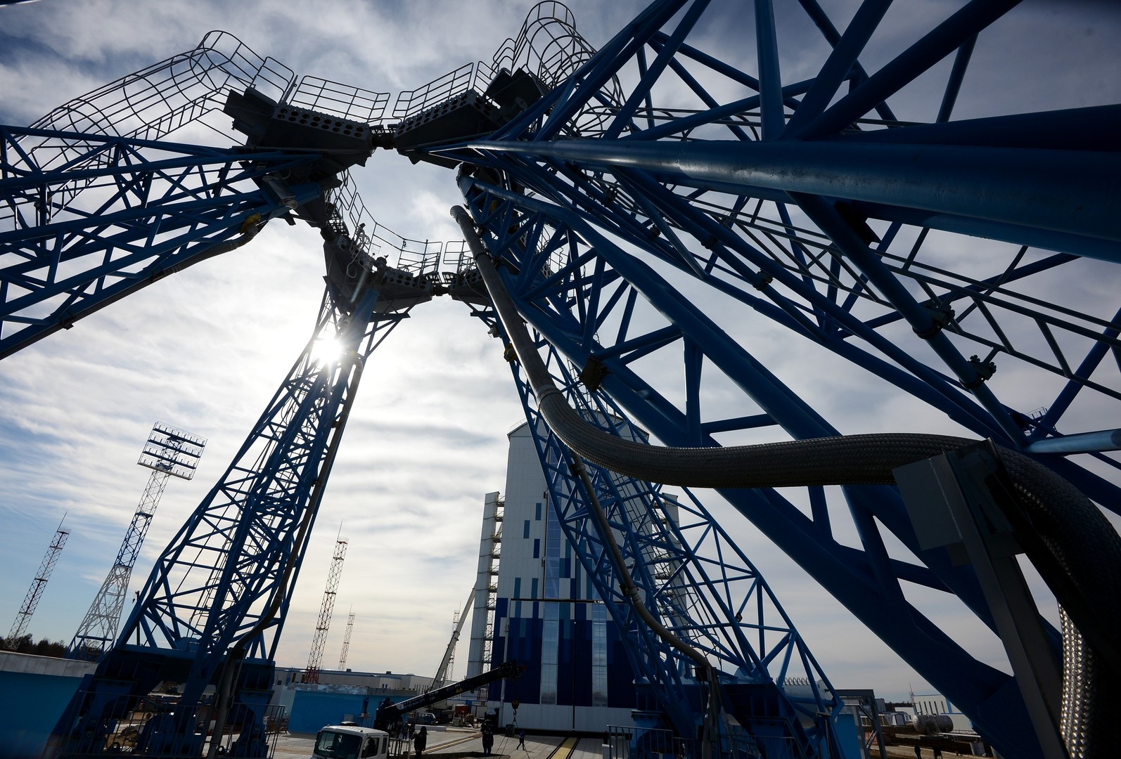Le nouveau centre spatial russe ne rejoindra pas les étoiles avant le printemps 2016