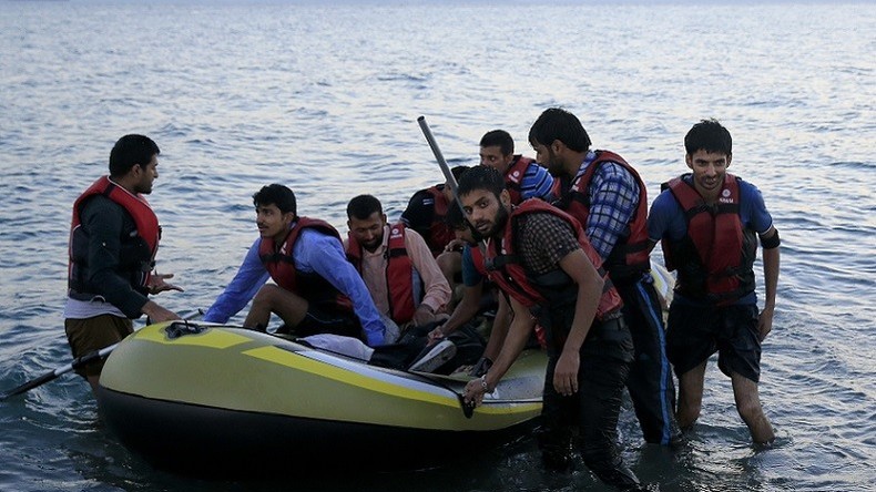 Le Pakistan, qui s'estime floué, suspend ses accords de renvoi des migrants avec l'UE