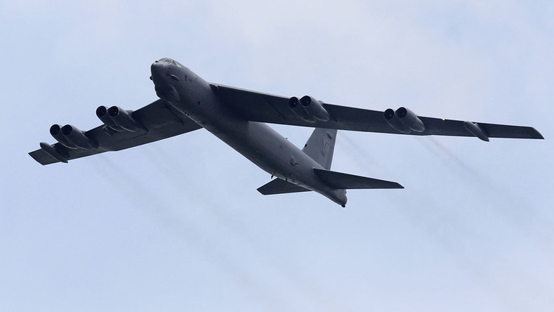 Des B52 américains testent la détermination de Pékin en survolant des îles chinoises en mer de Chine