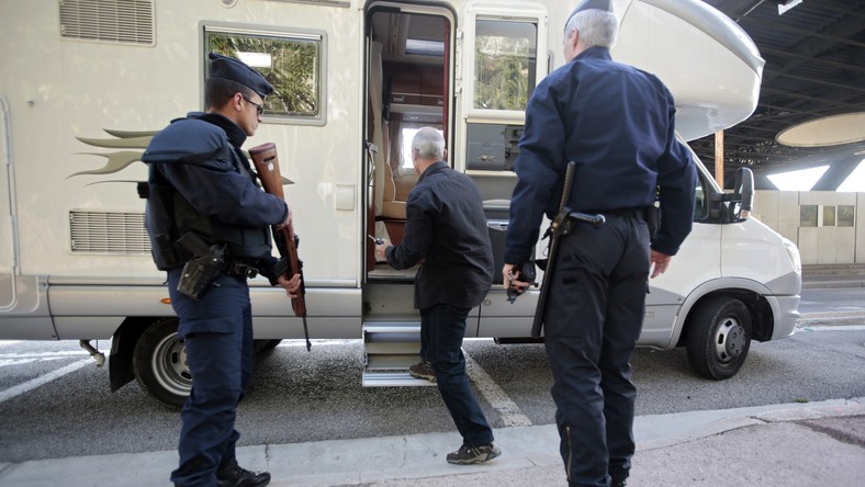 Un homme dont le passeport avait les mêmes données de celles du kamikaze de Paris arrêté en Serbie