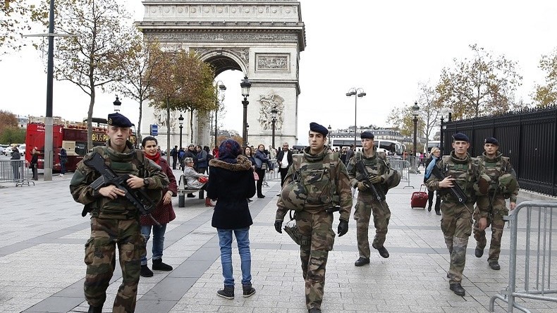 Un Patriot Act à la française ? Retour sur le précédent américain