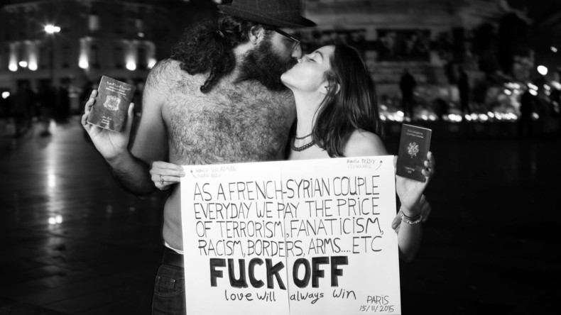 Un couple franco-syrien met les réseaux sociaux en émoi avec un cliché plein d'espoir