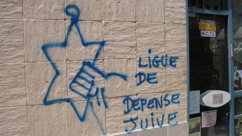 Une élue communiste dit avoir été agressée par la Ligue de défense juive