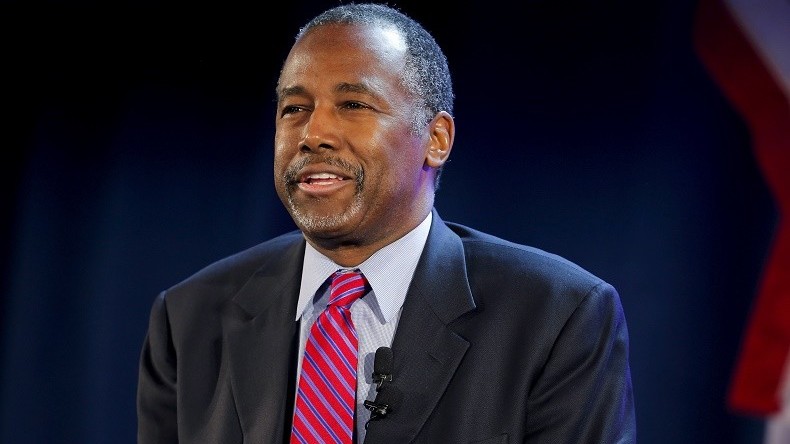 Moqué par les Républicains, Ben Carson voit l'investiture s'éloigner