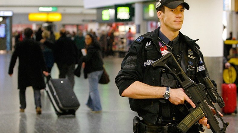 L'aéroport londonien de Gatwick aurait été évacué après une alarme incendie