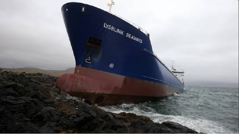 Le bateau ivre: un cargo échoué à cause d'un demi-litre de rhum
