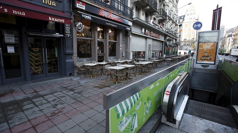 Bruxelles déserte et en quarantaine pour encore une semaine au moins