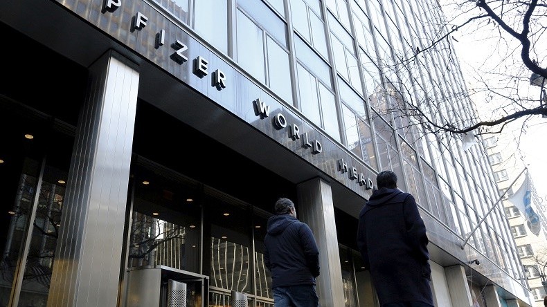 Etats-Unis: la naissance du numéro Un mondial de la pharmacie sur fond de polémique fiscale