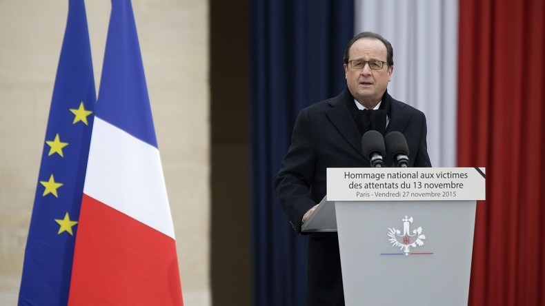 Hollande dénonce «une horde d'assassins» ayant agi «au nom d'une cause folle et d'un Dieu trahi»