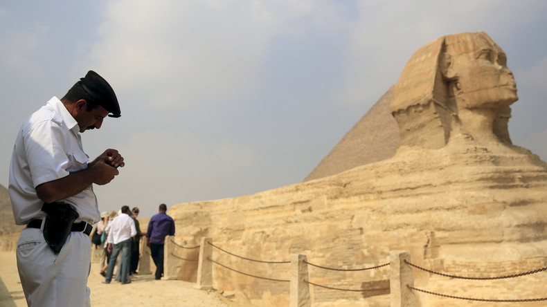 Des assaillants inconnus ont tué quatre policiers en Egypte