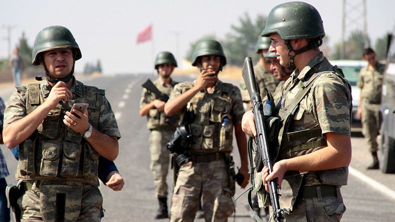 Bagdad accuse la Turquie d'incursion alors que ses troupes «s’entraînent» en Irak
