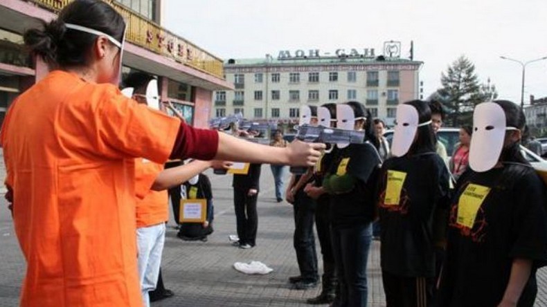 Chine : 100 personnes masquées ont attaqué un point de contrôle dans une région autonome