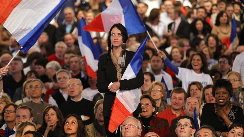 EN CONTINU : Les Républicains et le Front national dos à dos