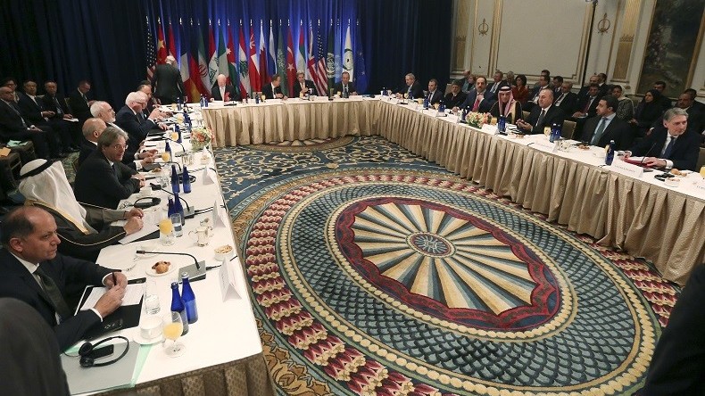Syrie : le Conseil de sécurité adopte à l'unanimité une résolution pour un plan de paix