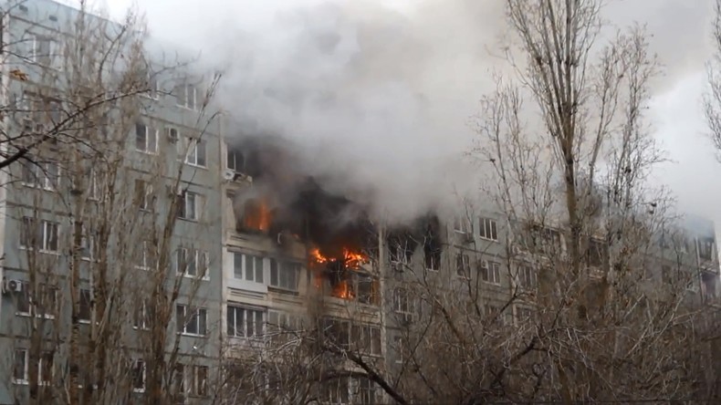 Russie : une explosion de gaz détruit la moitié d’un immeuble à Volgograd (VIDEO)