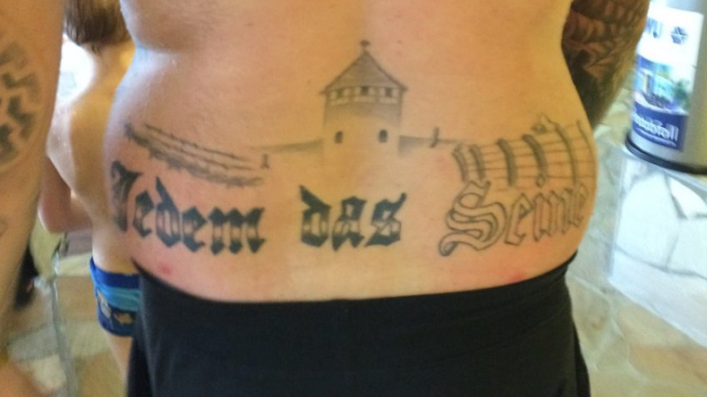 Allemagne : du sursis pour un politicien ayant arboré un tatouage nazi à la piscine