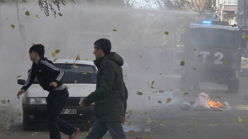 Les combats au sud-est de la Turquie forcent plus de 200 000 personnes à se déplacer